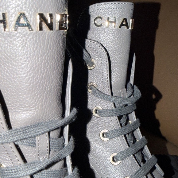 Chanel combat boots - Picture 5 of 9